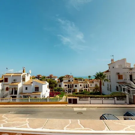 Holiday home Cozy & Bright Bungalow Torrevieja